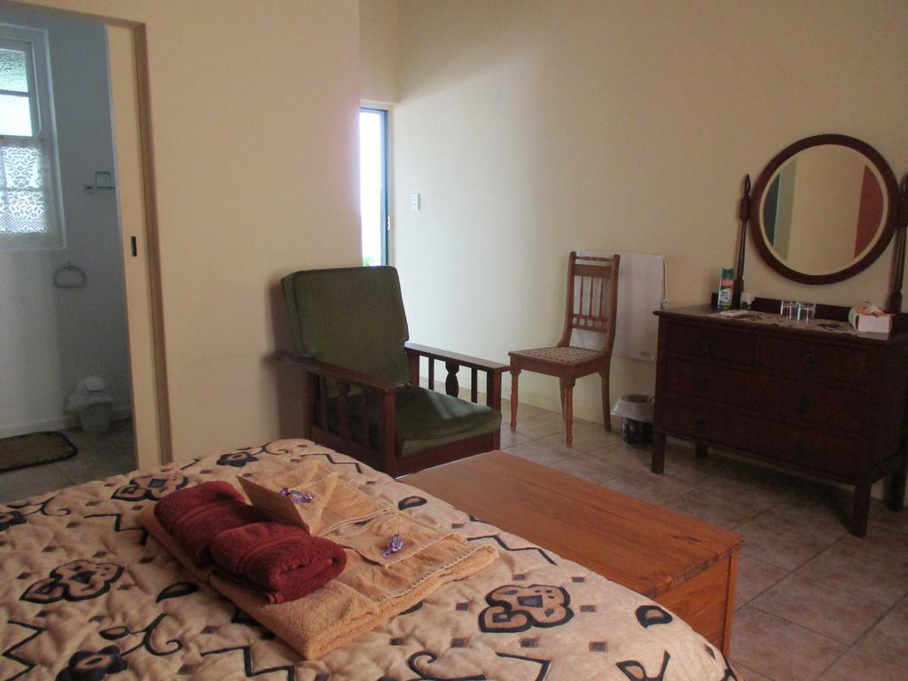 Van Rhyn Guest House Vanrhynsdorp Bagian luar foto